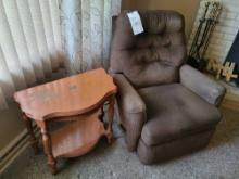 Recliner with Wall table