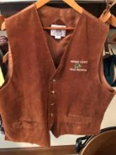 Portage County Ducks Unlimited vest size L