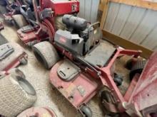 CINCINNATI OHIO / Toro Grandstand mower