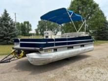 1991 Bass Buggy Sun Tracker 16ft Pontoon Boat with Four Stroke 9.8hp Nissan Outboard Motor