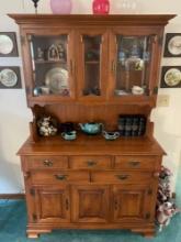 Early oak hutch with glass top doors