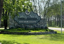 Live in Serenity in this Desirable Michigan Community!