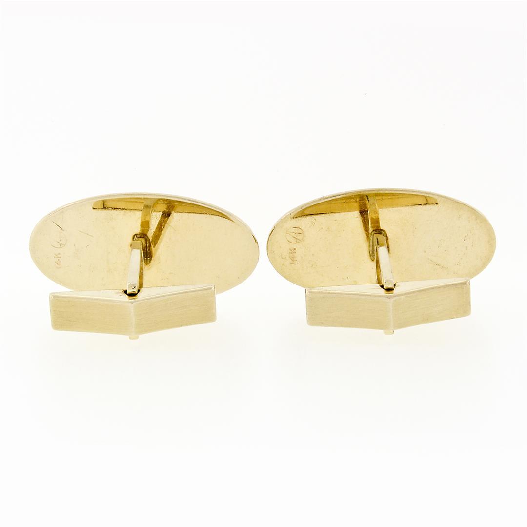 Vintage ArtCarved Men's 14k Gold Florentine Finish Grooved Frame Oval Cufflinks