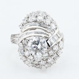 1.51 ctw F COLOR CENTER Diamond Platinum Ring (4.14 ctw Diamonds)