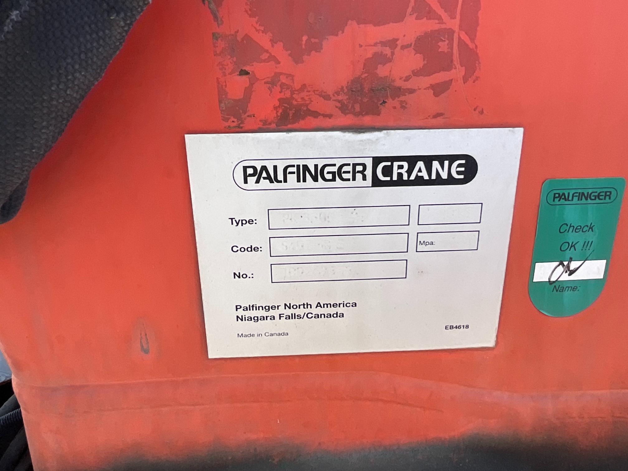 2015 Palfinger PK33002-EH Knuckle Crane w/ Flatbed