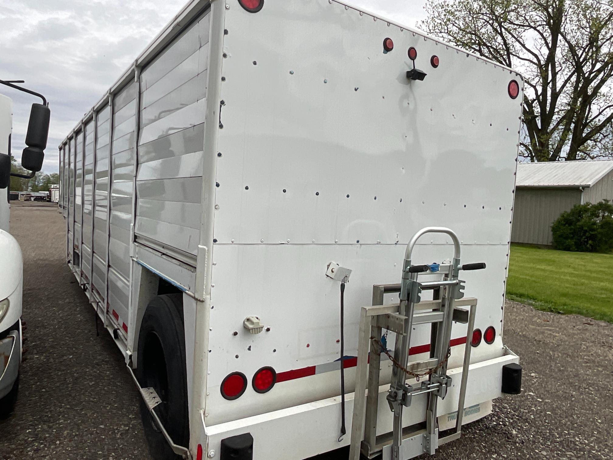 1985 CEN LP Tank Delivery Trailer