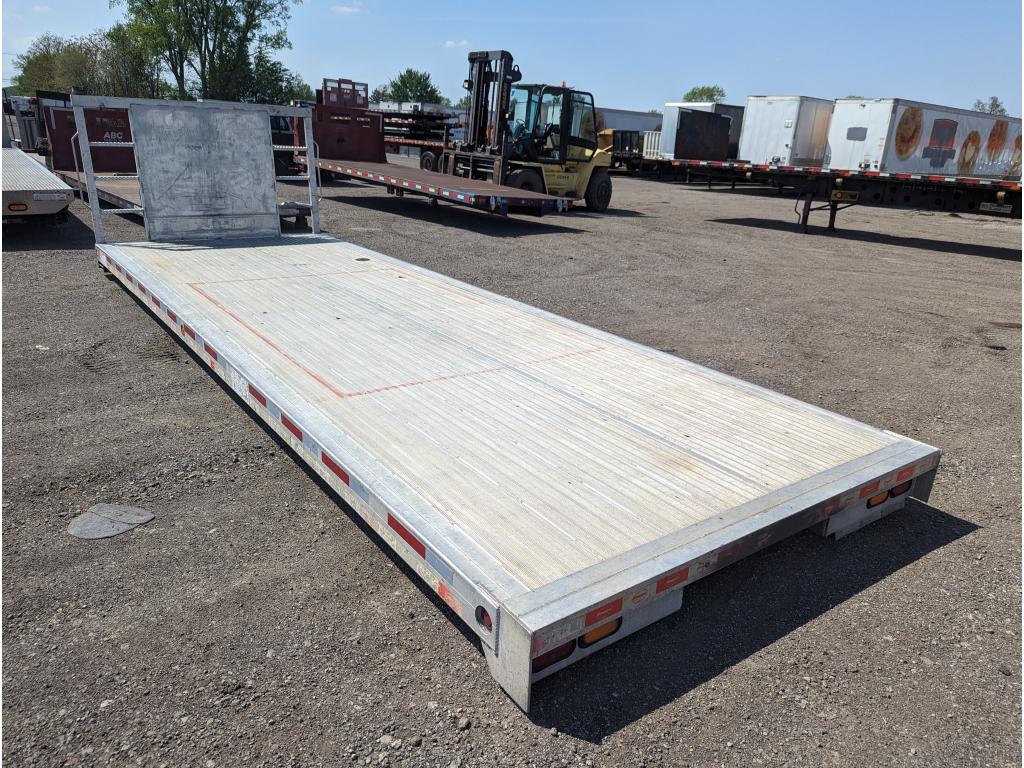 24'6" x 96" Aluminum Flatbed