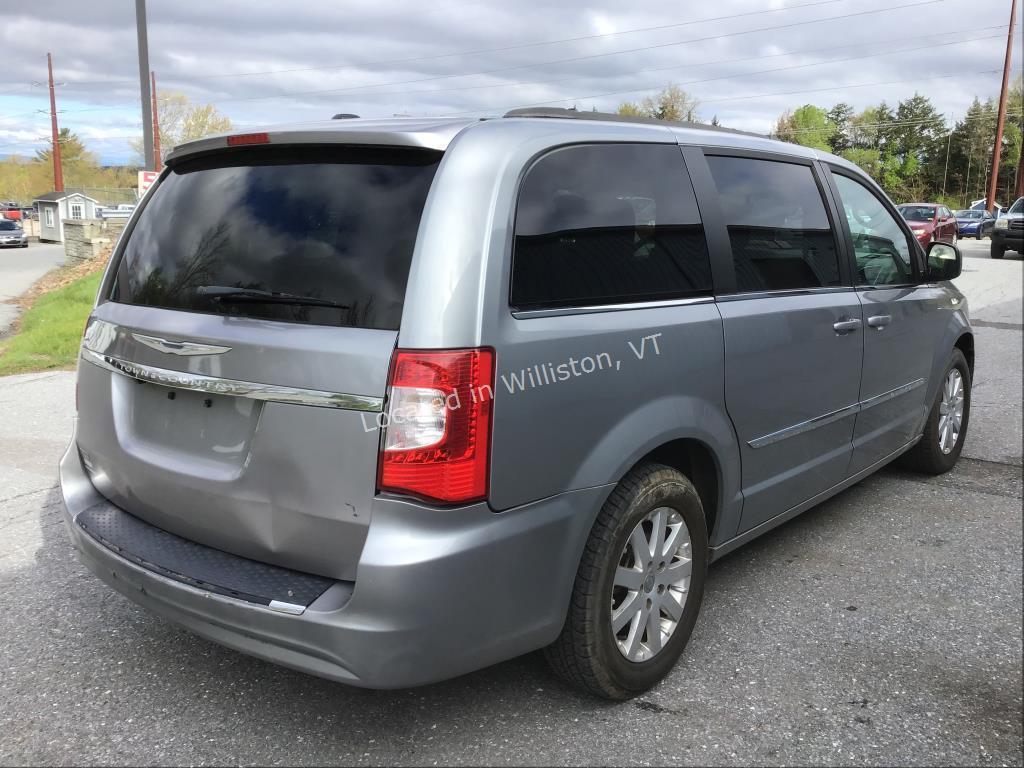 2015 Chrysler Town and Country Touring V6, 3.6L