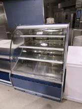 38-INCH STRUCTURAL CONCEPTS HV38R SELF-CONTAINED SERVICE BAKERY CASE 2015