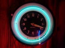 Glo-Dial Neon Clock