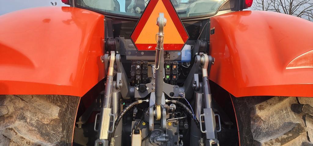 2015 Kubota M7-171P Premium Tractor (RIDE AND DRIVE) (NICE)