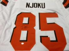David Njoku of the Cleveland Browns signed autographed football jersey PAAS COA 672