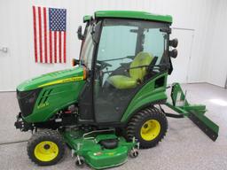 2022 John Deere 1025R Dsl. 51 Act Hrs. 4x4, Hydro, cab, heat, 3pt. PTO, Hyd, mid tractor & rear