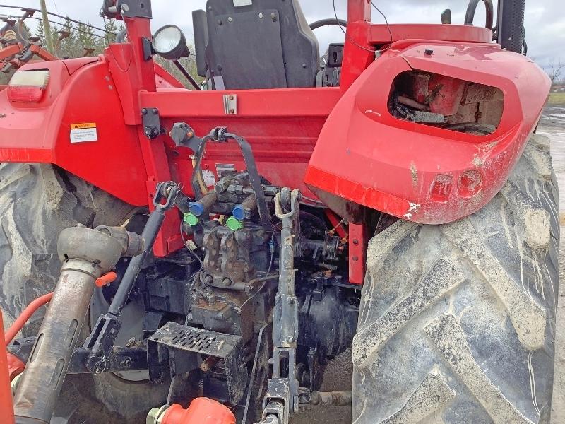 Case IH Farmall 90C MFWD Tractor With L735 Loader