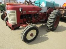 425.  IH 300 UTILITY GAS TRACTOR, FAST HITCH, TA, TAX / SIGN ST3