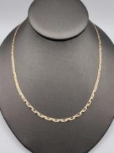 14k yellow gold patterned herringbone chain necklace, 9.1 grams