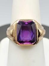 Solid yellow gold & purple stone ring, size 8.5